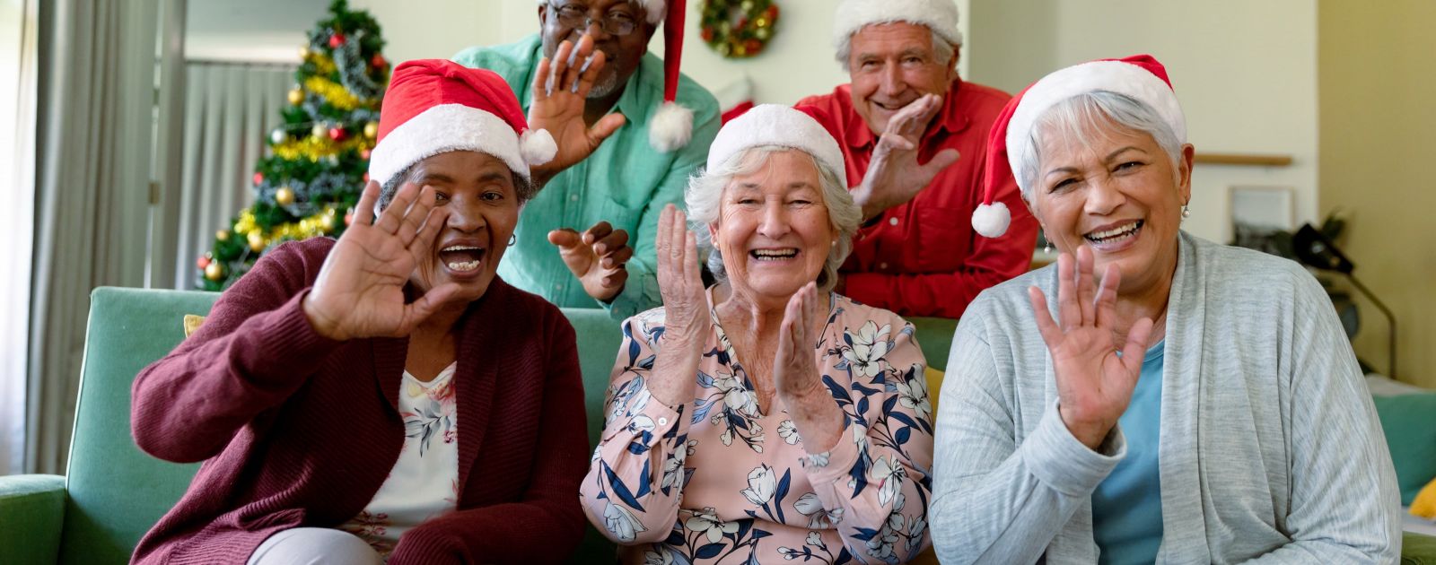 7 Ways to Support Elderly Neighbours This Festive Period