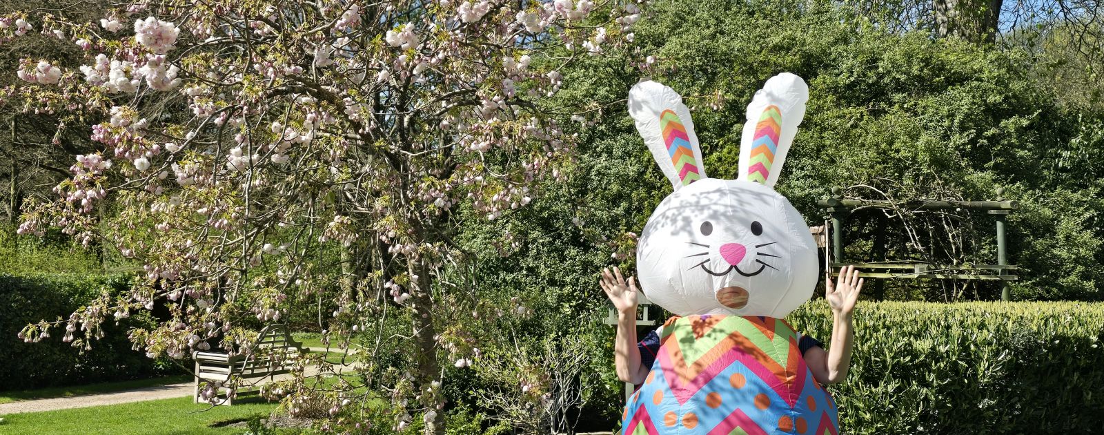 A Simply Smashing Easter Egg Hunt